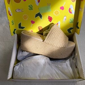 NEW Lulus Flatform Espadrille Sandals